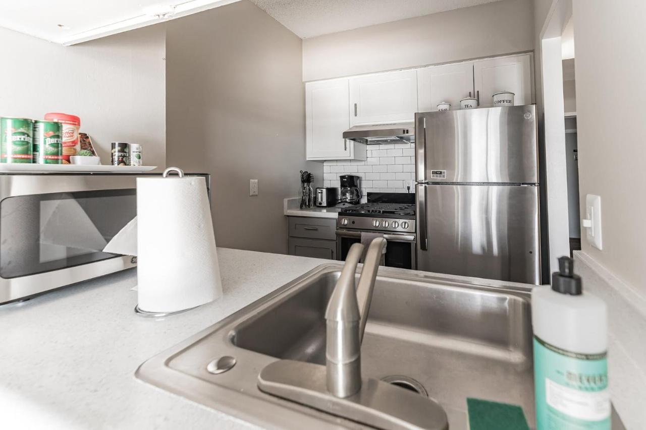 Bargain Downtown Memphis Apartment W Amenities Экстерьер фото