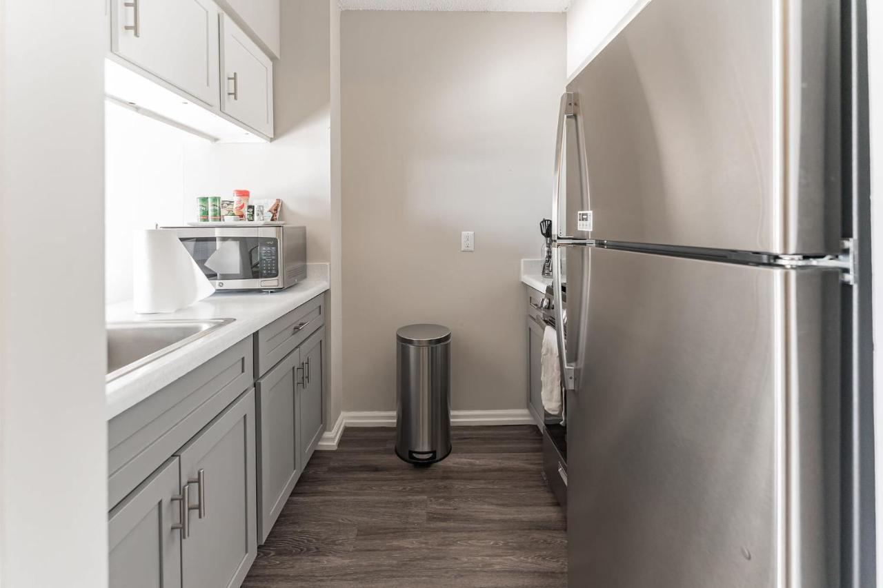 Bargain Downtown Memphis Apartment W Amenities Экстерьер фото